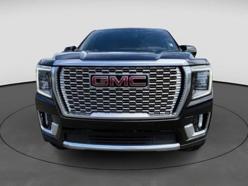 Certified 2024 GMC Yukon XL Denali image 3