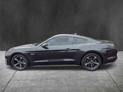 Used 2022 Ford Mustang GT w/ Equipment Group 301A image 7