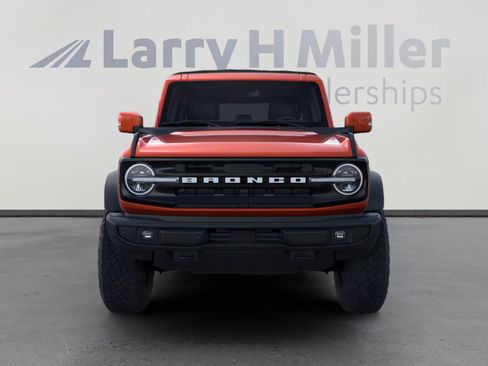 New 2024 Ford Bronco Outer Banks image 6