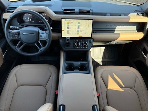 New 2026 Land Rover Defender 110 X-Dynamic SE image 17