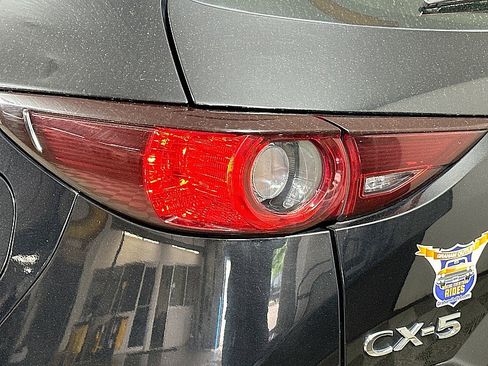 Used 2020 MAZDA CX-5 Sport FWD image 23