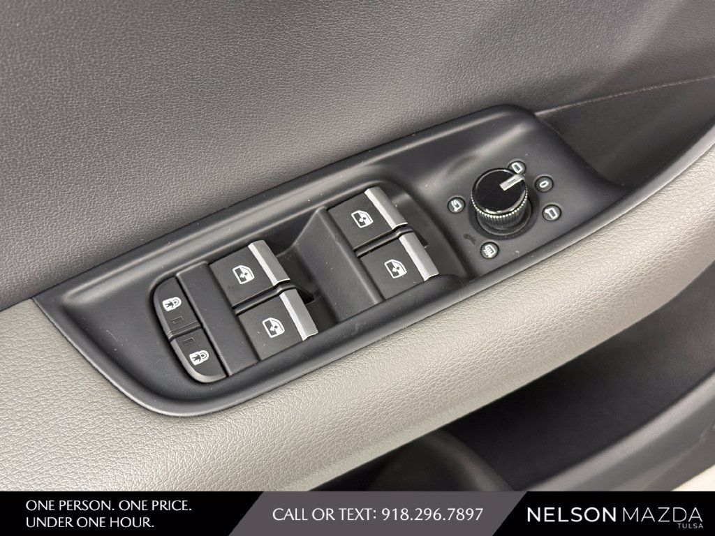 Used 2019 Audi Q8 Prestige AWD/4WD image 20