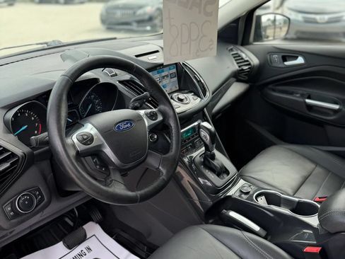 Used 2016 Ford Escape Titanium w/ Equipment Group 301A FWD image 10