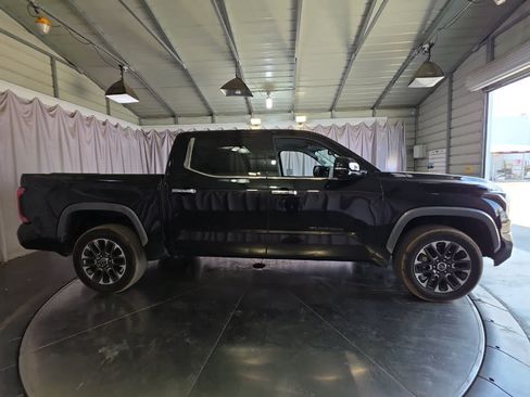 Used 2023 Toyota Tundra Limited AWD/4WD image 9