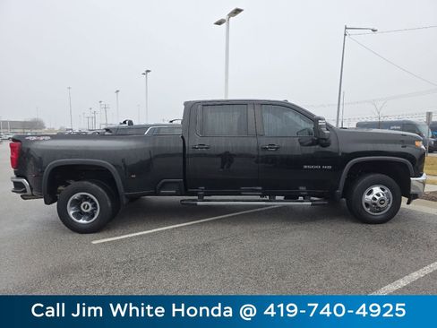 Used 2020 Chevrolet Silverado 3500 LT w/ All Star Edition image 15