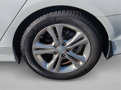 Used 2019 Hyundai Sonata SEL image 25