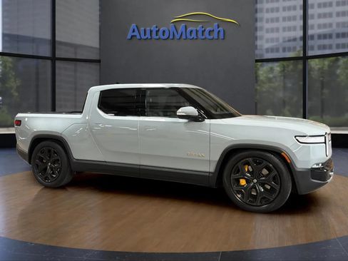 Used 2023 Rivian R1T Adventure AWD/4WD image 13