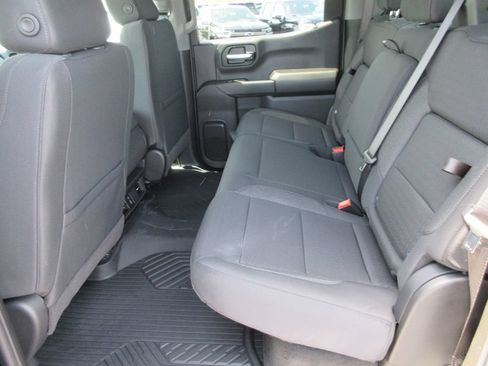 New 2026 Chevrolet Silverado 1500 Custom Trail Boss w/ LPO, Dark Essentials Package AWD/4WD image 14