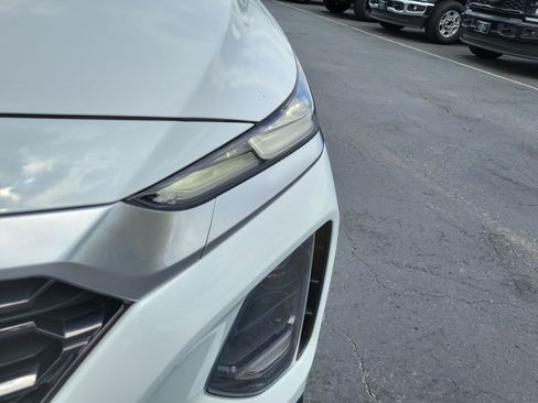 Used 2020 Hyundai Santa Fe SE FWD image 3