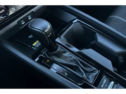 Certified 2025 Honda Accord Sport image 31