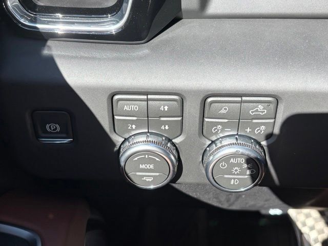 New 2026 GMC Sierra 2500 Denali Ultimate AWD/4WD image 32