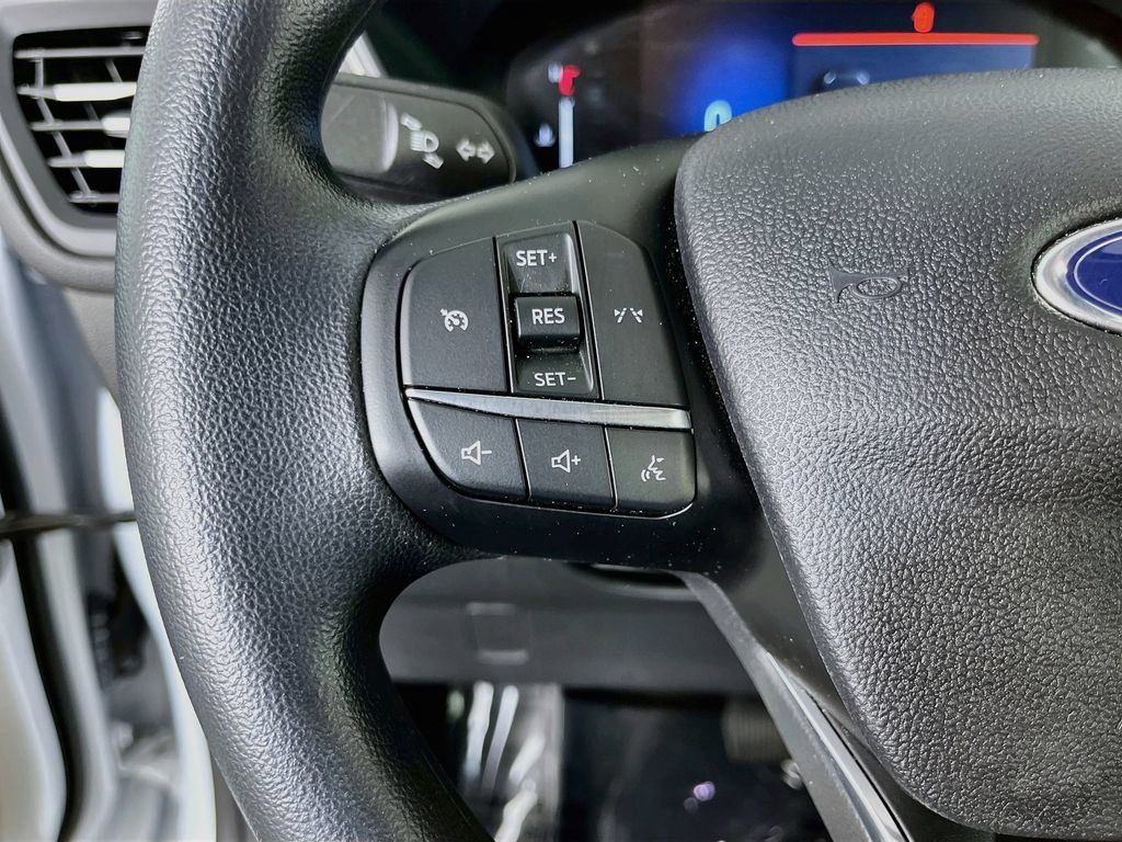 Used 2025 Ford Escape Active FWD image 14
