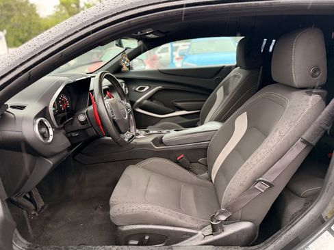 Used 2016 Chevrolet Camaro SS RWD image 19