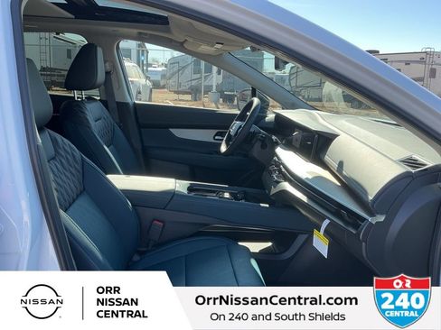 New 2026 Nissan Murano Platinum w/ Cargo Package AWD/4WD image 11