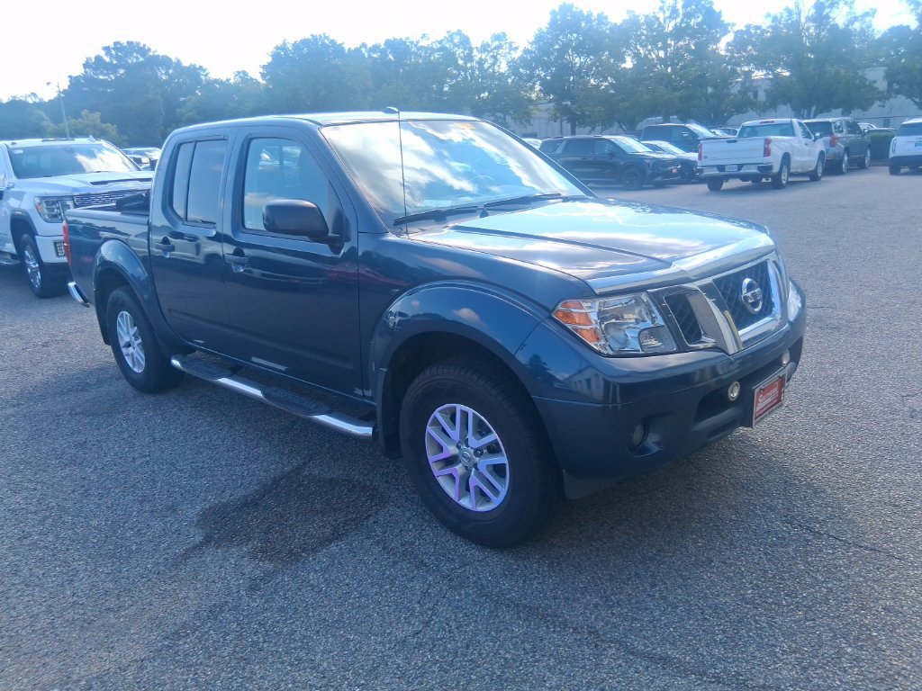 Used 2018 Nissan Frontier SV w/ Value Truck Package AWD/4WD image 3