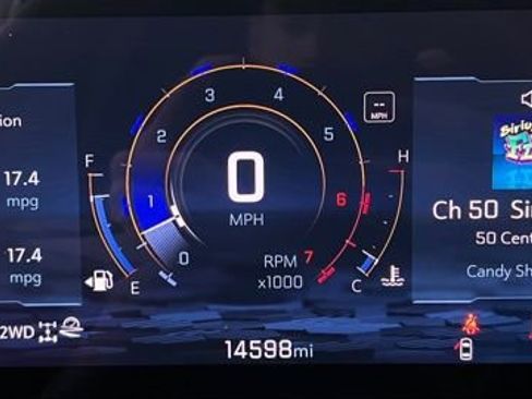 Used 2025 Chevrolet Suburban Premier AWD/4WD image 26