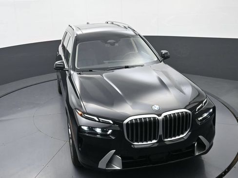 Used 2026 BMW X7 xDrive40i AWD/4WD image 31