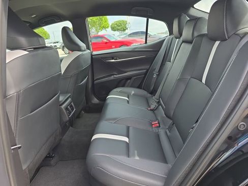 Used 2026 Toyota Camry SE w/ Convenience Package FWD image 14