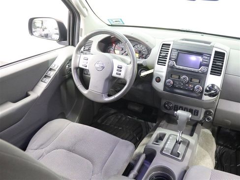 Used 2017 Nissan Frontier SV w/ SV Value Truck Package image 18