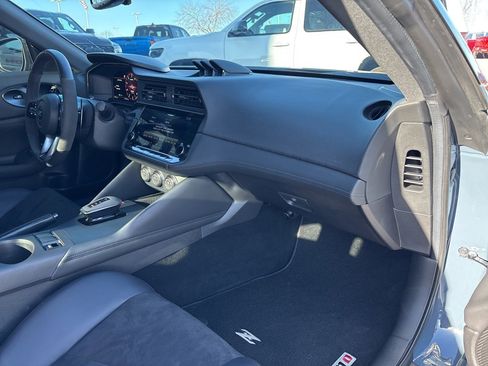 Used 2024 Nissan Z NISMO w/ Floor Mat Package image 40