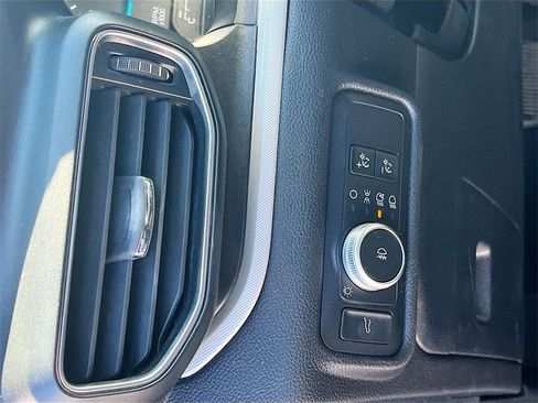 Used 2020 Ford Explorer XLT w/ Equipment Group 202A image 10