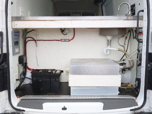 Used 2021 Nissan NV 2500 S RWD image 19