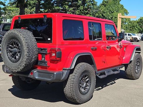 Used 2021 Jeep Wrangler Unlimited Rubicon w/ Xtreme Recon 35" Tire Package AWD/4WD image 7