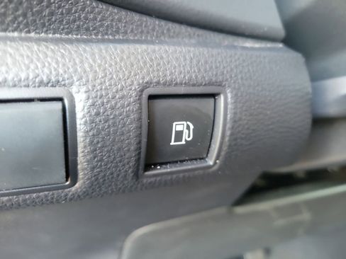 Used 2024 Toyota Corolla LE image 30