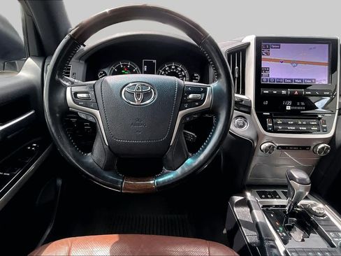 Used 2021 Toyota Land Cruiser AWD/4WD image 6