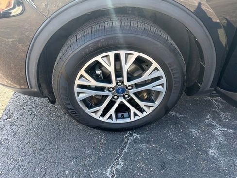 Used 2020 Ford Escape SEL image 27