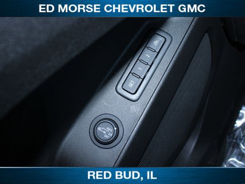 Used 2023 Chevrolet Equinox Premier FWD image 15