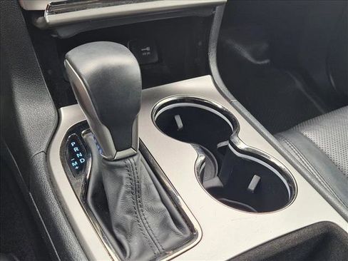Used 2018 Jeep Grand Cherokee High Altitude RWD image 11