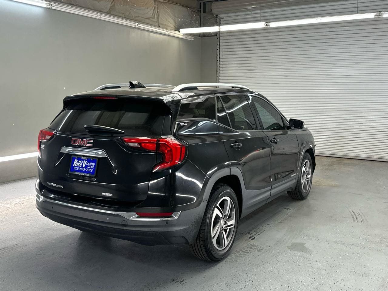 Used 2019 GMC Terrain SLT w/ Infotainment Package II FWD image 5