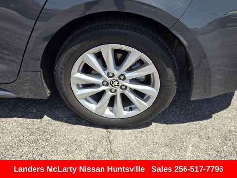 Used 2025 Toyota Corolla LE w/ LE Premium Package FWD image 12