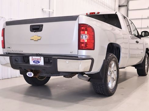 Used 2011 Chevrolet Silverado 1500 LT w/ All-Star Edition AWD/4WD image 9