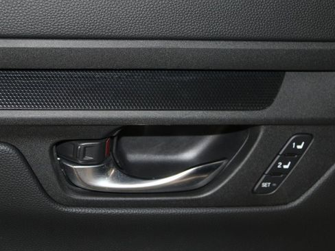 Certified 2025 Honda CR-V Sport-L image 8