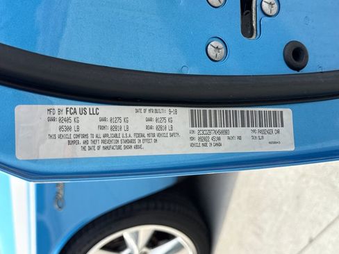 Used 2019 Dodge Challenger R/T w/ Plus Package image 30