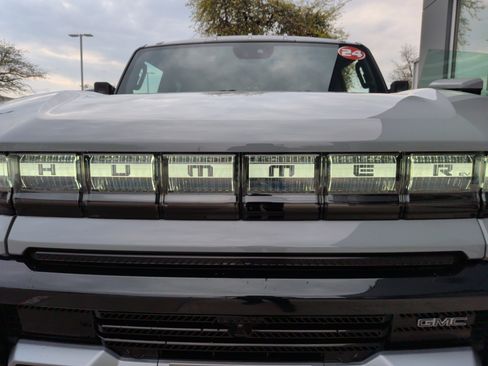 Used 2024 GMC Hummer EV 3X w/ Extreme Off-Road Package image 41