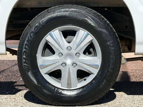 Used 2002 Chevrolet S10 Pickup 2WD Regular Cab image 25