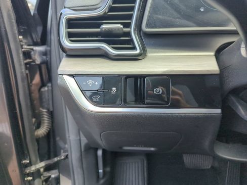 Used 2024 Kia Sportage X-Line w/ X-Line Premium Package AWD/4WD image 20