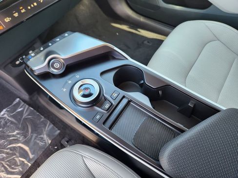 New 2025 Kia EV6 Wind image 20