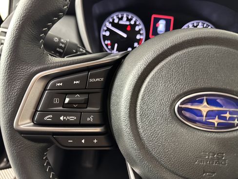 Used 2025 Subaru Outback Limited image 22