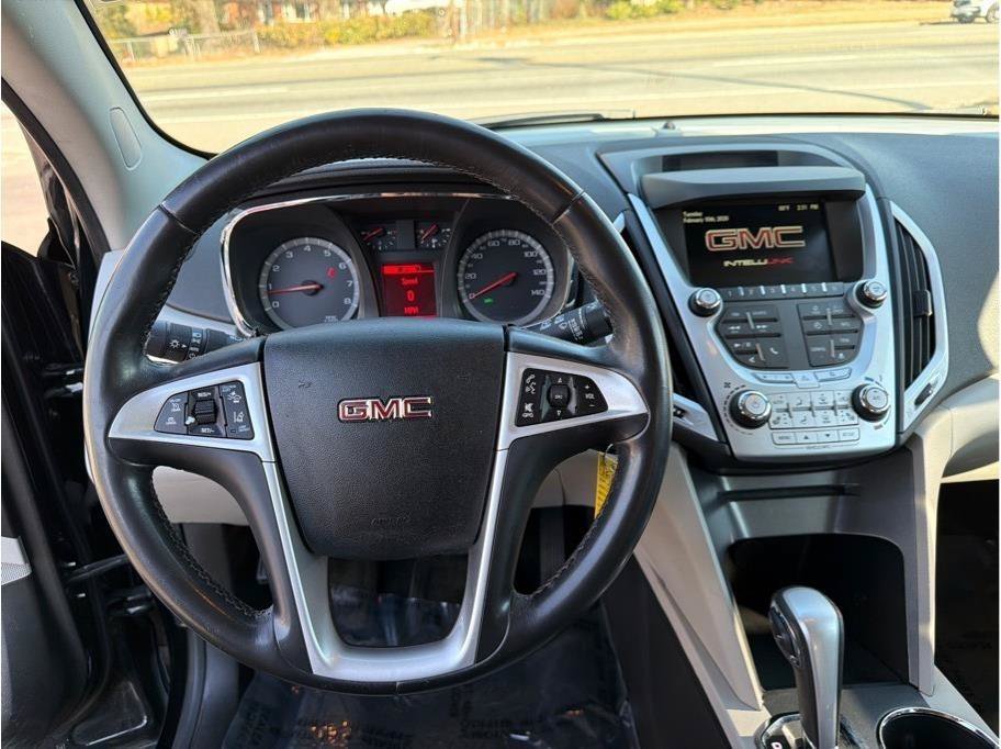 Used 2015 GMC Terrain SLT FWD image 17