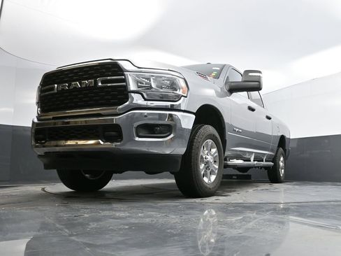 Used 2024 RAM 2500 Big Horn image 35