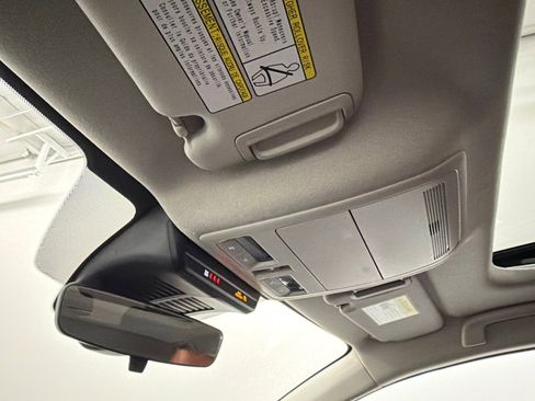 Used 2025 MAZDA CX-30 Carbon image 32