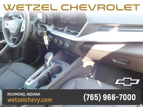 Used 2026 Chevrolet Trax LS w/ Driver Confidence Package FWD image 17