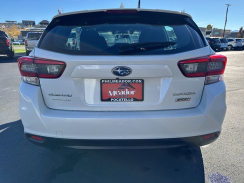 Used 2022 Subaru Impreza 2.0i Sport image 3