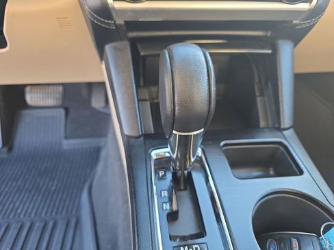 Used 2019 Subaru Outback 2.5i Limited AWD/4WD image 13