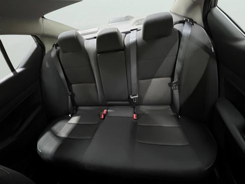 Used 2024 Nissan Altima 2.5 SV AWD/4WD image 19