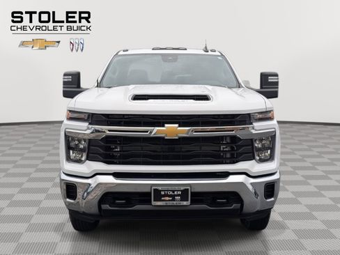 Used 2024 Chevrolet Silverado 3500 LT image 8